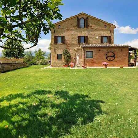 Marcheholiday Casa Nostra Villa